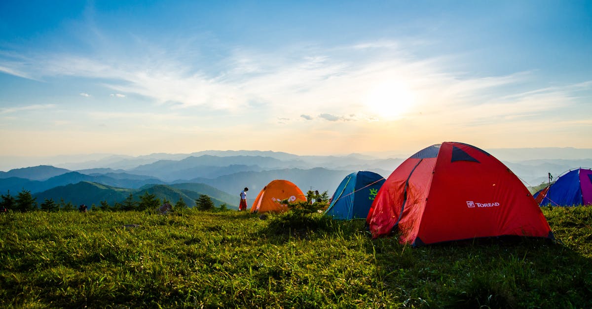 Découvrez notre guide complet 2026 pour choisir la tente idéale pour votre trek. Conseils, critères essentiels et recommandations pour un équipement performant et adapté.